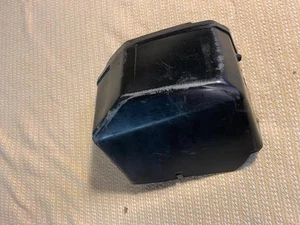 OEM GENUINE MERCEDES Suppressor Housing Distributor Cap Cover Trim 1031580685 - Picture 1 of 3