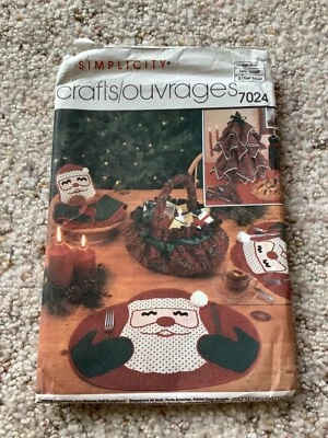 Simplicity Crafts SEWING PATTERN 7024 CHRISTMAS Place Mats Napkins UNCUT   - Image 1 of 3