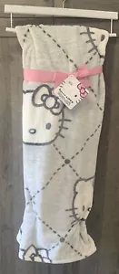 New Hello Kitty White & Gray Diamond 60 x 70 Plush Throw Blanket New With Tag - Picture 1 of 5