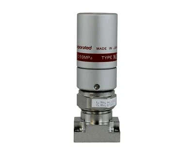 FUJIKIN TYPE NC VALVE 0.39-0.59 MPa FPR-SDAT-21-6.35-APY LOT OF 11 - Image 1 of 4