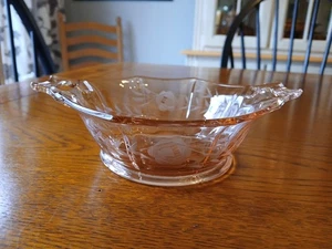 Vintage Pink Depression Glass Hexagon Handled Etched Candy Dish - Picture 1 of 4