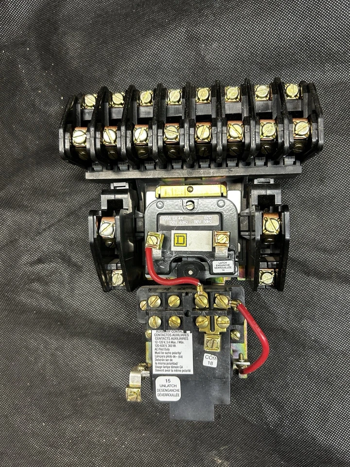 Contactor de iluminación Square D 8903LG40V02 bobina de 10 polos S12 120 VCA usado probado bueno Foto 1 de 2
