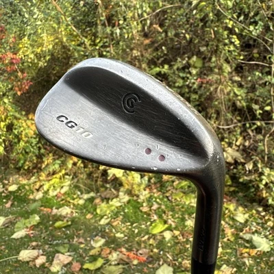 Cleveland CG10 Wedge 56* regular/cuña flexible 2 puntos rojos diestro 35,5"" Foto 1 de 4