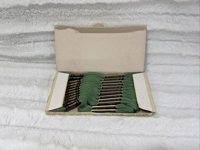 Vintage DMC Moline Special 25 France Box Of 12 Cotton Skeins Green 320 - Image 1 of 4