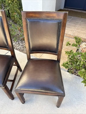 Juego de sillas de comedor de alta gama. 4 sillas. Excelente estado. Foto 1 de 4