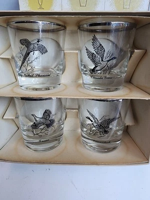 Copos soprados finos federais à moda antiga conjunto de 4 aro prata - Imagem 1 de 4