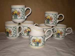 Juego de 7 tazas de café Villeroy Boch Alemania CESTA 3,5" 3" tazas con frutas - Imagen 1 de 4