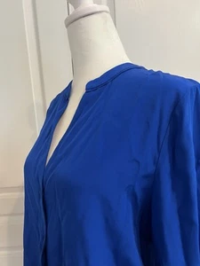 Diane Von Furstenberg Silk Blouse ~ Stunning ~ NWT ~ Sz 8 - Picture 1 of 6