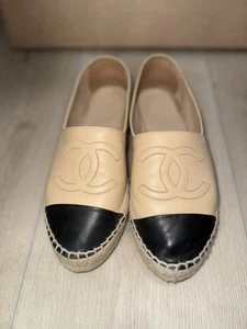 CHANEL CLASSIC ESPADRILLES BEIGE BLACK LAMBSKIN Size 38 - Picture 1 of 7