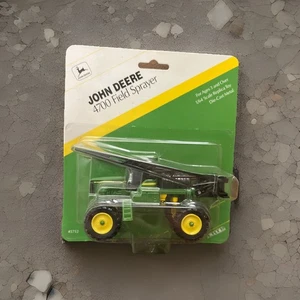 1/64 John Deere 4700 Feldspritze - Bild 1 von 2