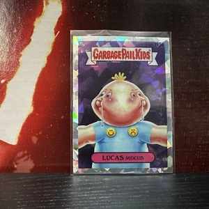 2022 Topps Garbage Pail Kids Chrome - LUCAS MUCUS - Atomic Refractor #195a - Picture 1 of 2