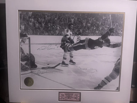Bobby ORR BRUINS 1970 Cup Game 4 “Flying Goal”  All 3 Autos + Game Rep 7 ticket Cover