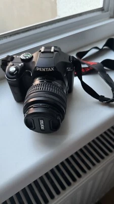 Pentax K K-X 12.4MP Digitalkamera - (Kit mit 18-55mm Objektiv) - Bild 1 von 4