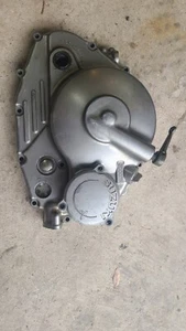 Suzuki DR650 DR650S DR650SES Right Engine Clutch Cover Case 92 To 95 DAMAGED - Picture 1 of 6