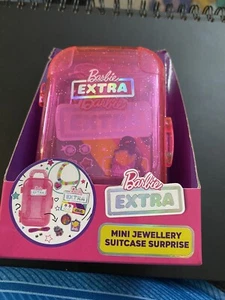 Barbie Extra Mini Suitcase With Jewellery Surprise Pink - Picture 1 of 5