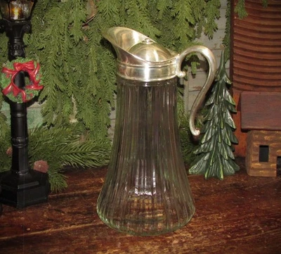 Jarra Claret de Vino Hoosier Vintage Italiana 11" con Inserto de Hielo Mango Plateado Foto 1 de 4