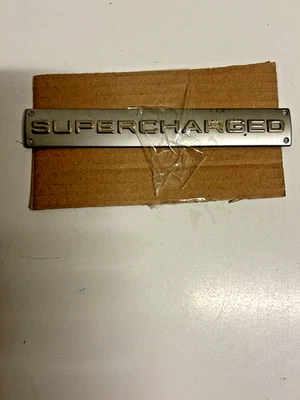 Range Rover Supercargador Insignia Trasera Emblema Usado L322 2000-2012 Sport TDV8 6 1/2  Foto 1 de 3