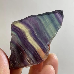 51g Naturale Bellissimo Arcobaleno Fluorite Cristallo Pietra Grezza Esemplari Cura p197 - Foto 1 di 10