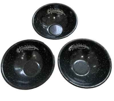 Juego de 3 cuencos de metal esmaltado moteado blanco y negro Frida Kahlo 7,75" Foto 1 de 4