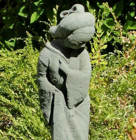 VINTAGE GEISHA STATUE Cement Concrete Outdoor Garden Statue Asia Japan Figure Cover