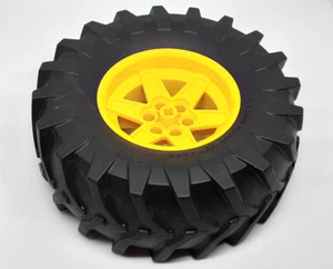1x Lego® Technic Reifen 107x44R mit Felge 15038 gelb - Bild 1 von 2
