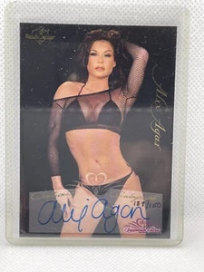 Scaldamuscoli Alix Agar serie firma 2005 autografo lamina oro #137/150 - Foto 1 di 1