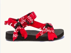 Arizona Love Trekky Woven Red Bandanna Sandale Gr. 37 Neu - Bild 1 von 7