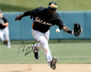 Miami Marlins Adeiny Hechavarria Autographed 8x10 Photo COA - Picture 1 of 1