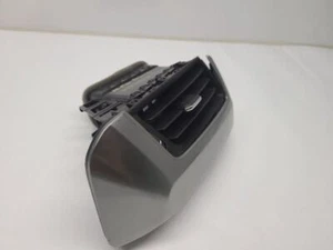 2014-2019 CHEVROLET SILVERADO 1500 RIGHT RH OUTER VENT W TRIM SILVER - Picture 1 of 12