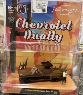 2025 M2 Machines 1973 CHEVROLET CHEYENNE SUPER 30 DUALLY Diorama 1/64th - Image 1 of 2