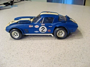 Accurate Miniatures 1:24 Corvette Grand Sport 1964 Sebring Automodell - zusammengebaut - Bild 1 von 11