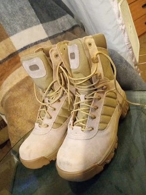  BOTAS DEPORTIVAS TÁCTICAS BATES, $85/ENVÍO GRATUITO/TALLA 7 ANCHO MEDIO PARA HOMBRE Foto 1 de 4