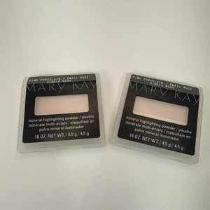 Polvo resaltador mineral Mary Kay porcelana rosa tamaño completo 016614 - JUEGO DE 2 - Imagen 1 de 3