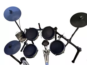 Alesis Nitro Mesh Kit – Elektronisches Schlagzeug mit Mesh-Pads, neuwertig - Bild 1 von 2