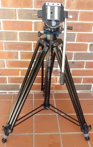 Manfrotto 028 ( 028B ) Professional Tripod w/ Universal Fluid Head - Picture 1 of 14