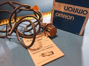 OMRON   TL-X10Y1  45 ~ 260 VAC Proximity switch - Picture 1 of 4
