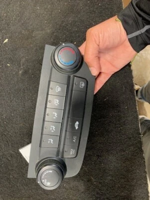 2007-2009 Honda CR-V Manual A/C Heater Climate Control EX-L (leather)  OEM - Image 1 of 2