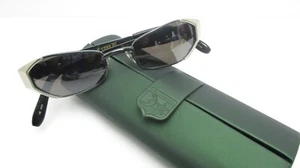 Kieselstein-Cord THIS IS MY HEART Titan Sonnenbrille mit Etui - Bild 1 von 14