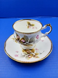 Elizabethan PINK Flower Gilded Tea Cup And Saucer Fine Bone China England - Picture 1 of 5