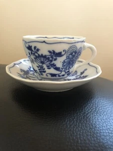 Zwiebelmuster Mokka Espresso Tasse Bohemia Porzellan Top Zustand - Bild 1 von 5