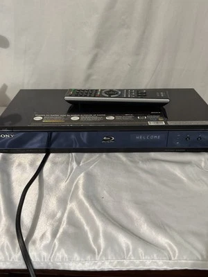 Sony Blu-Ray DVD BDP-S550 Player with Remote Works  - Image 1 of 4