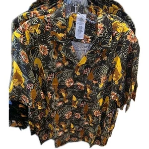 Disney Parks 2025 Lion King Short Sleeve Bottom Down Shirt Size 2XL - Picture 1 of 3