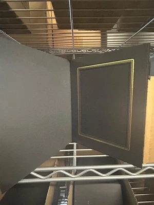 Carpeta retrato Tap "Winslow" 5x7 negro y dorado; estuche nuevo 100 Foto 1 de 3