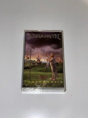 Youthanasia by Megadeth (Cassette, Oct-1994, Capitol) VERY RARE  - Image 1 of 4