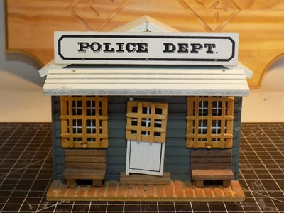 G-scale Police Station San Francisco Music Box "Don't Fence Me In" 6x6 (070528) - image 1 of 4
