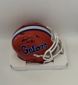 DJ LAGWAY FIRMATO FLORIDA GATORS MINI CASCO BECKETT BAS - Foto 1 di 6