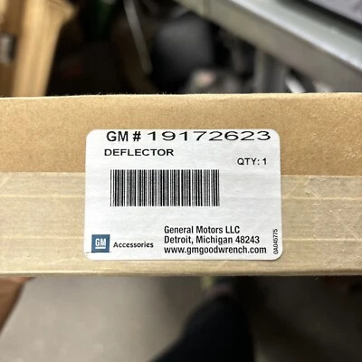 2007-2014 Chevrolet GMC, Front Windows Air Deflector Set, GM #19172623 Foto 1 de 2