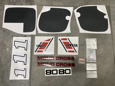 Juego completo de calcomanías Yamaha 1983 YZ80K/incluye números 1’s y fondos negros satinados Foto 1 de 4