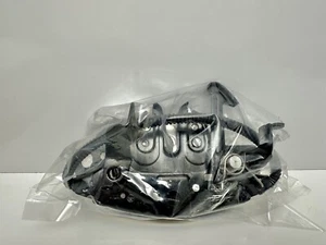 NUEVO FABRICANTE DE EQUIPOS ORIGINALES 17-20 Nissan Rogue capó cierre OEM 65601-6FV1A Nissan conjunto masculino - Imagen 1 de 4