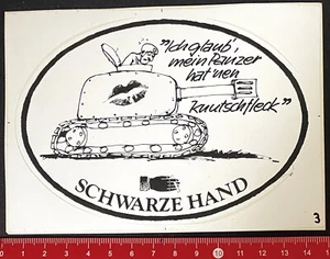 Aufkleber/Sticker Schwarze Hand Panzer Knutschfleck  (O5-12-12-2$) - Bild 1 von 1